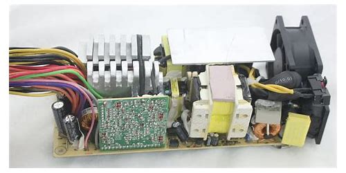 电脑电源 IC：高效能的核心